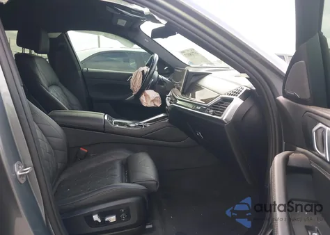 2024 BMW X6 xDrive40I z USA, uszkodzony, nr VIN 5UX33EX00R9U24194